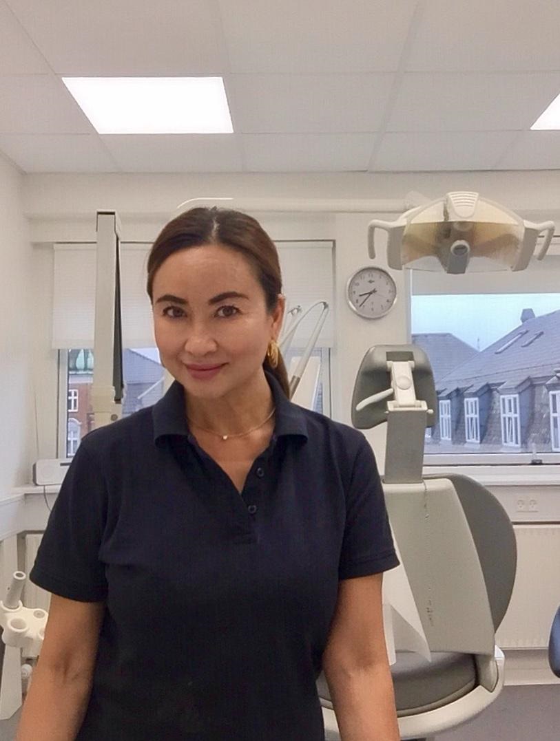 Violeta klinik assistent frederiksborg slot tandlægerne Violeta klinik assistent frederiksborg slot tandlægerne
